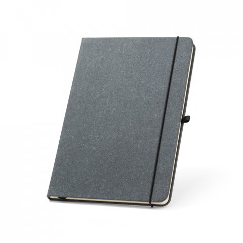 MATISSE II. Caderno A5 de capa dura em couro 70% reciclado com p&aacute;ginas pautadas - Preto