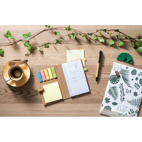 GULLAR. 6 blocos adesivados com 25 folhas cada e capa em papel kraft reciclado