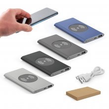 CASSINI 4.0. Bateria port&aacute;til com carregador por indu&ccedil;&atilde;o em alum&iacute;nio 100% reciclado (4.000 mAh)