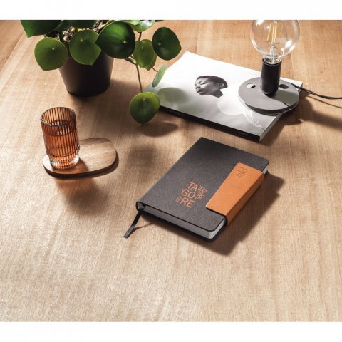 TAGORE A5. Agenda A5 em pele (58% reciclada)