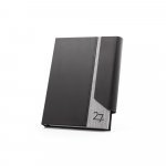 AUSTEN A5. Agenda A5 em PU (58% reciclado) e PET reciclado (100% rPET) 300D - Cinza claro