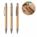 ELLIOT. Caneta esferogr&aacute;fica em bambu com escrita em azul - Natural