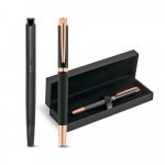 BLAZON. Caneta roller em metal com escrita em preto