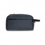 REPURPOSE BAG. Bolsa de cosm&eacute;ticos em poli&eacute;ster reciclado 600D - Azul