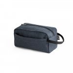 REPURPOSE BAG. Bolsa de cosm&eacute;ticos em poli&eacute;ster reciclado 600D - Azul