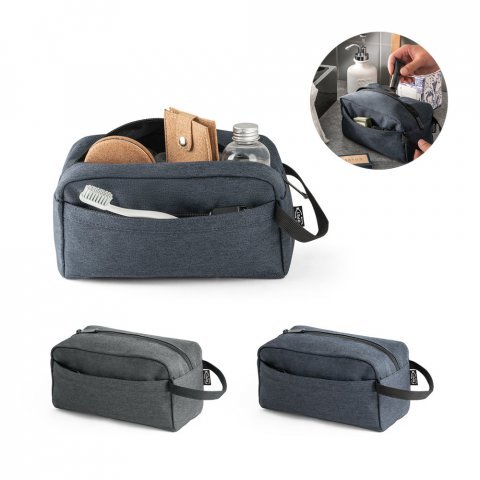 REPURPOSE BAG. Bolsa de cosm&eacute;ticos em poli&eacute;ster reciclado 600D