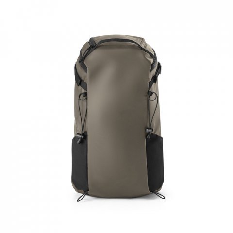 ALASCA. Mochila Hiking (14") com revestimento &agrave; prova de &aacute;gua em 600D poli&eacute;ster reciclado e 210D poli&eacute;ster reciclado (18 L) - Verde escuro