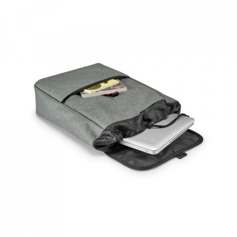 VIENA. Mochila para notebook 15.6'' em 600D de alta densidade - Preto