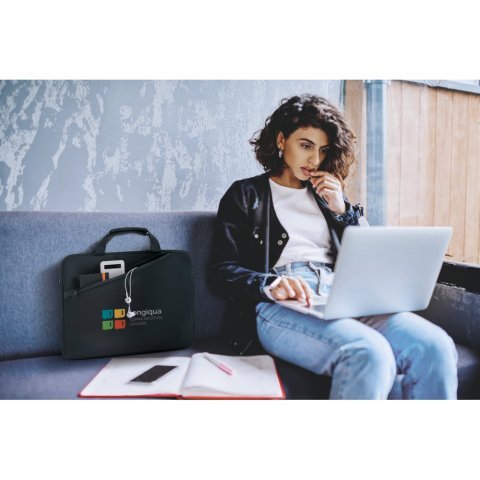 SEATTLE. Pasta para notebook (14'') em soft shell de alta densidade