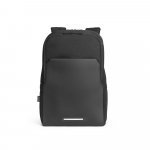 BELFAST. Mochila (20 L) 2 em 1 com bolsa t&eacute;rmica (4.5L) inclusa que permite a sua utiliza&ccedil;&atilde;o em conjunto ou separado - Preto