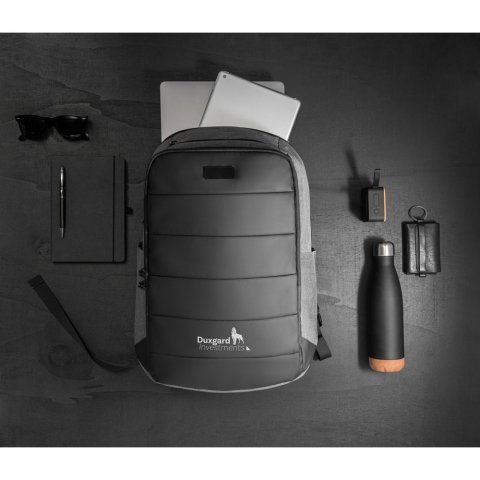 MUNIQUE. Mochila para notebook (17") em 300D de alta densidade  (21 L)