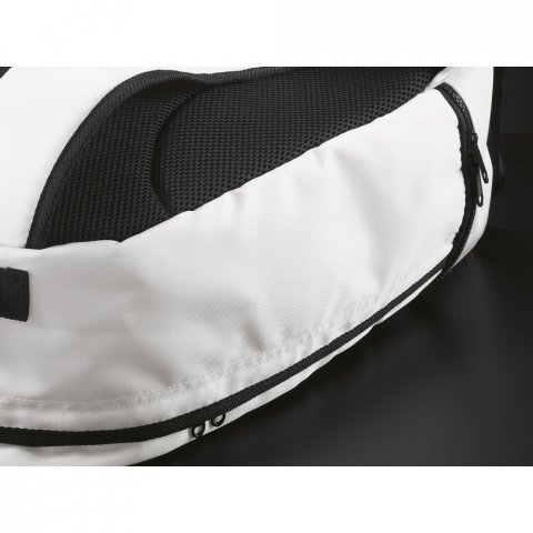 MANCHESTER. Mochila em poli&eacute;ster reciclado 290T e sarja com compartimento para sapatos (25 L) - Branco