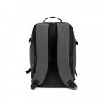 CIES. Mochila desenvolvida para cumprir as dimens&otilde;es exigidas pelas companhias a&eacute;reas em poli&eacute;ster reciclado 600D de alta densidade com acabamento repelente &agrave; &aacute;gua (20 L) - Cinza escuro