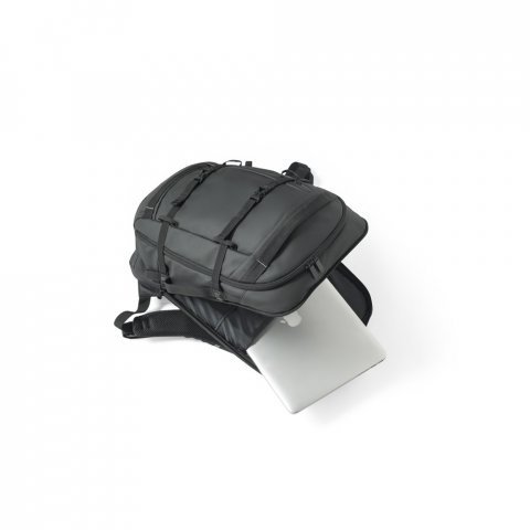 KAMPALA. Mochila para notebook (17.3") em 900D poli&eacute;ster reciclado de alta densidade com revestimento resistente &agrave; agua  (21 L) - Preto