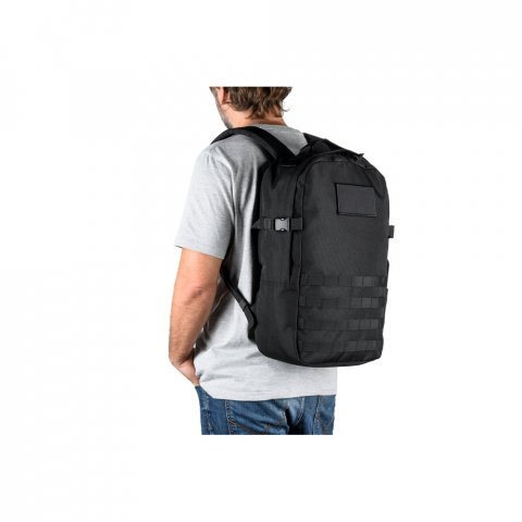 EDINBURGH BPACK. Mochila estilo militar em poli&eacute;ster reciclado 600D de alta densidade, com bolso para notebook (17.3") 21 L - Preto