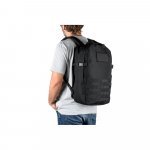 EDINBURGH BPACK. Mochila estilo militar em poli&eacute;ster reciclado 600D de alta densidade, com bolso para notebook (17.3") 21 L - Preto