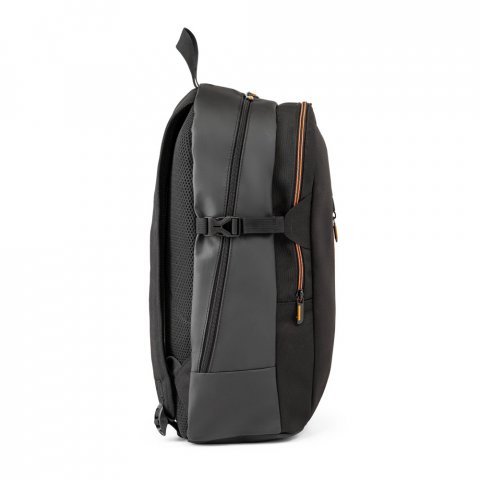 DERBY. Mochila para notebook 15.6" em 900D e c. sint&eacute;tico - Laranja