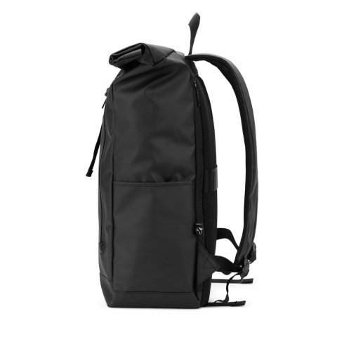 OSASCO BPACK. Mochila "Roll top" (14") em poli&eacute;ster reciclado 600D de alta densidade com revestimento resistente &agrave; &aacute;gua (20 L) - Preto