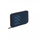 NEWCASTLE BAG. Bolsa organizadora em poli&eacute;ster reciclado 600D de alta densidade com compartimento principal espa&ccedil;oso - Azul