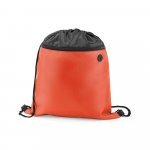 COLMAR. Sacola tipo mochila em 210D com bolso frontal com z&iacute;per e sa&iacute;da para fones - Vermelho