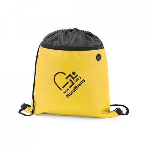 COLMAR. Sacola tipo mochila em 210D com bolso frontal com z&iacute;per e sa&iacute;da para fones - Amarelo