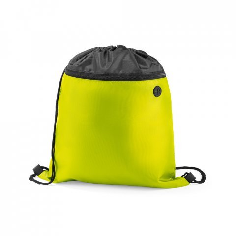 COLMAR. Sacola tipo mochila em 210D com bolso frontal com z&iacute;per e sa&iacute;da para fones - Verde claro