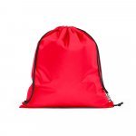 PEMBA. Sacola tipo mochila em poli&eacute;ster reciclado 190T, produzida a partir de pl&aacute;stico reciclado - Vermelho
