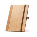 ORWELL. Caderno A5 de capa dura em folha de bambu e corti&ccedil;a, com p&aacute;ginas pautadas - Natural