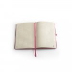 ANNE. Caderno A5 de capa dura em PET 100% reciclado, com p&aacute;ginas pautadas recicladas - Rosa