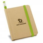 BRONTE. Caderno A7 em cart&atilde;o com p&aacute;ginas lisas - Verde claro