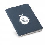 BULFINCH. Caderno B7 de capa flex&iacute;vel em cart&atilde;o kraft 100% reciclado, com p&aacute;ginas lisas recicladas - Azul