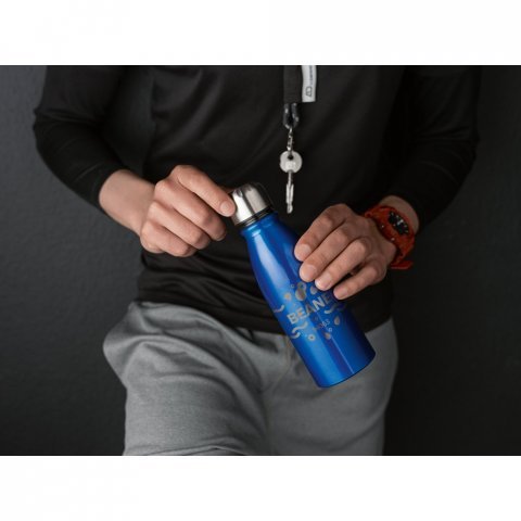 BEANE. Squeeze em alum&iacute;nio com tampa em a&ccedil;o inox (500 mL)