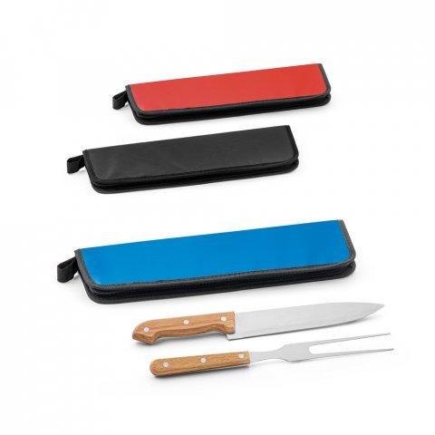 CUBAT. Kit churrasco em estojo de 210D com 2 utens&iacute;lios em a&ccedil;o inox e madeira Seringueira