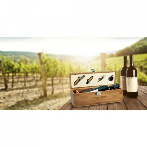 SYRAH. Conjunto para vinho em bambu, inox e ABS