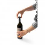 MERLOT. Saca-rolhas el&eacute;trico em ABS com pilhas inclusas - Preto