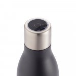 CHILWELL. Garrafa em a&ccedil;o inox 90% reciclado de parede dupla t&eacute;rmica com sistema de auto-sanitiza&ccedil;&atilde;o UV (500 mL) - Preto