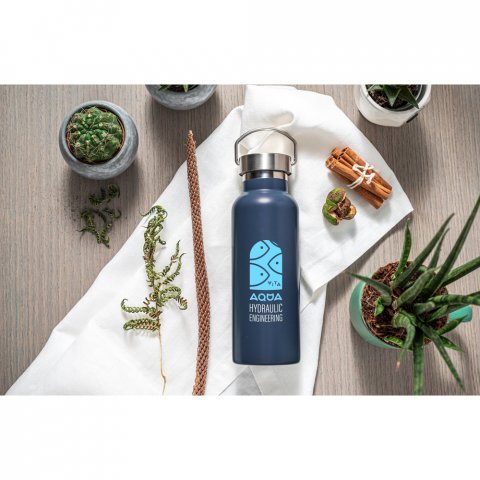 DUPLANTIS. Garrafa em a&ccedil;o inox 36% reciclado com isolamento a v&aacute;cuo (810 mL)
