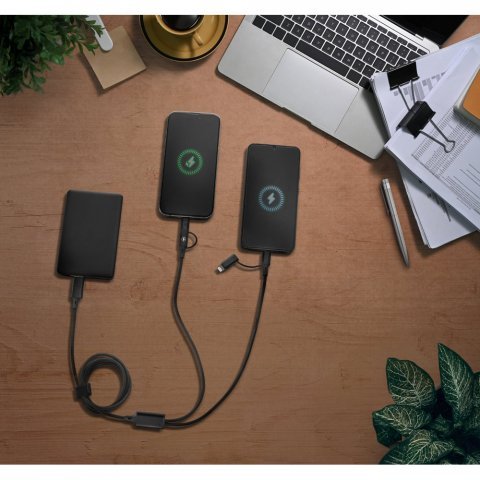 BERTOZZI. Cabo USB super-r&aacute;pido 6 em 1 em alum&iacute;nio 20% reciclado e PET 4% reciclado