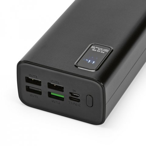 GURDON. Bateria port&aacute;til em ABS 100% reciclado (30.000 mAh) - Preto