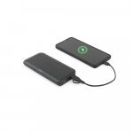 BECKER 10. Bateria port&aacute;til com carregador por indu&ccedil;&atilde;o super-r&aacute;pido (10.000 mAh), em ABS 100% reciclado - Preto