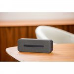THUNDER. Caixa de som port&aacute;til com microfone em ABS