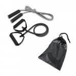 BRADY. Conjunto fitness composto por el&aacute;stico e corda de pular