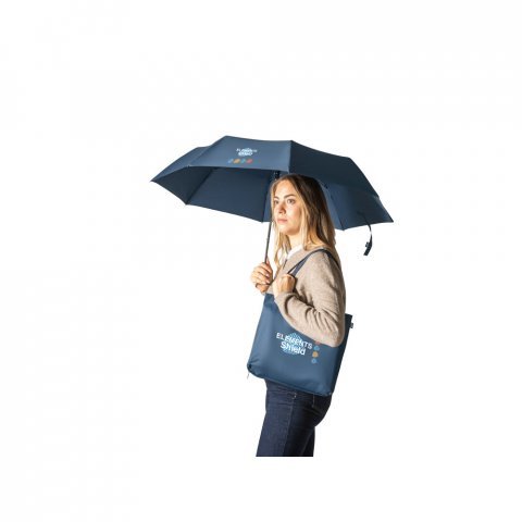 SKYLAR. Guarda-chuva 2 em 1 com sacola de compras em poli&eacute;ster reciclado incluso - Azul