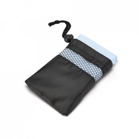 TRAVIS. Toalha para esporte em microfibra (210 g/m&sup2;) - Azul claro